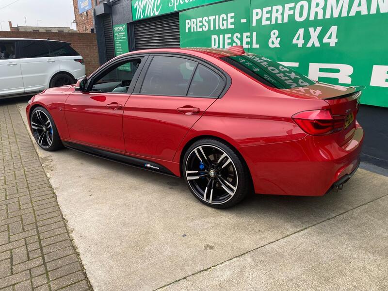 BMW 3 SERIES