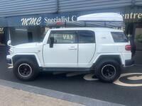 TOYOTA FJ CRUISER