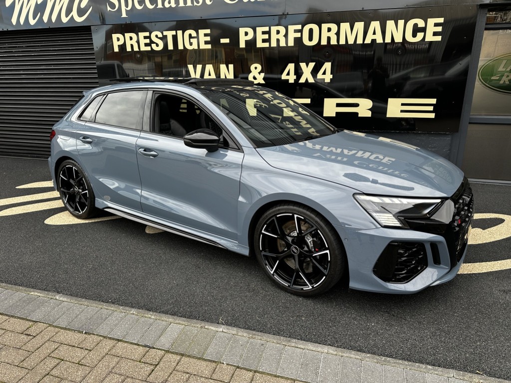 2022 Audi RS3